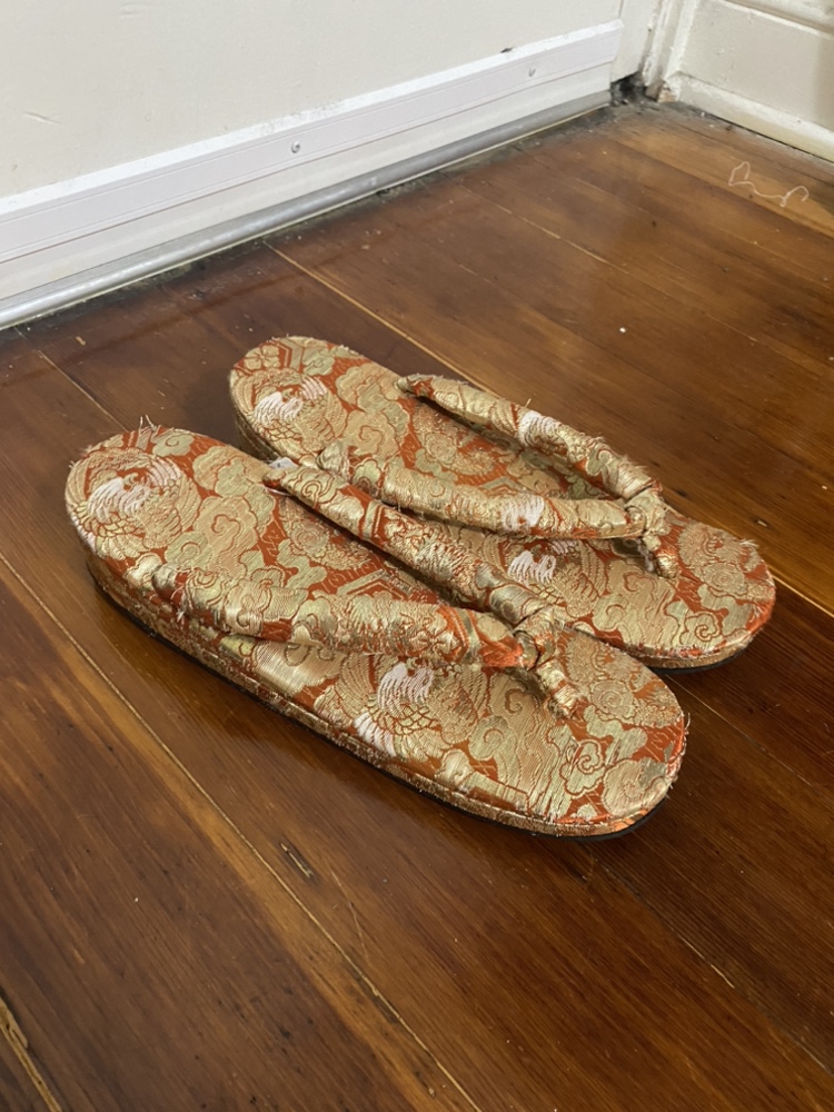 japanese sandals