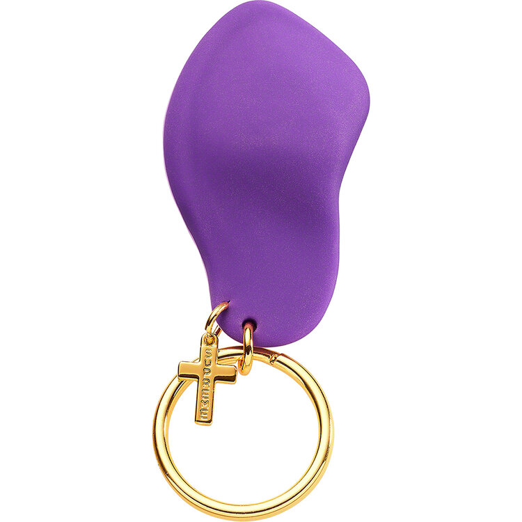 SUPREME EAR KEYCHAIN