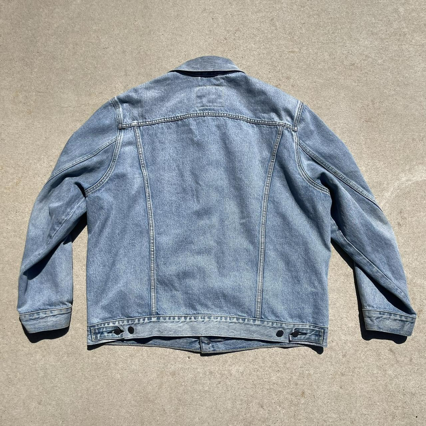 Levi’s Trucker Jacket (XL)