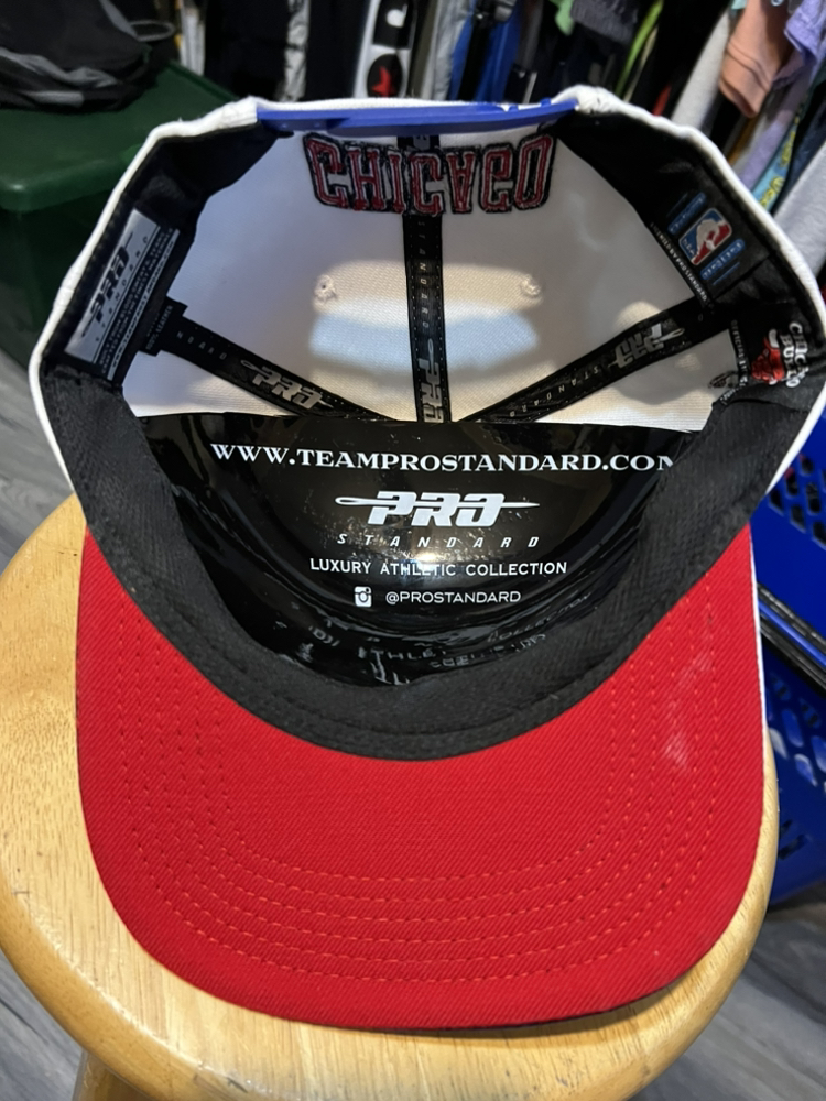 Pro Standard Chicago Bulls SnapBack Hat