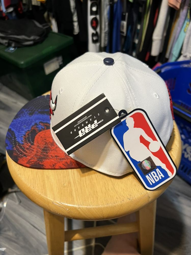 Pro Standard Chicago Bulls SnapBack Hat