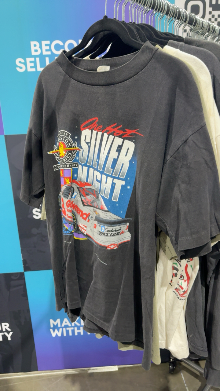 90s nascar silver night tee size Large