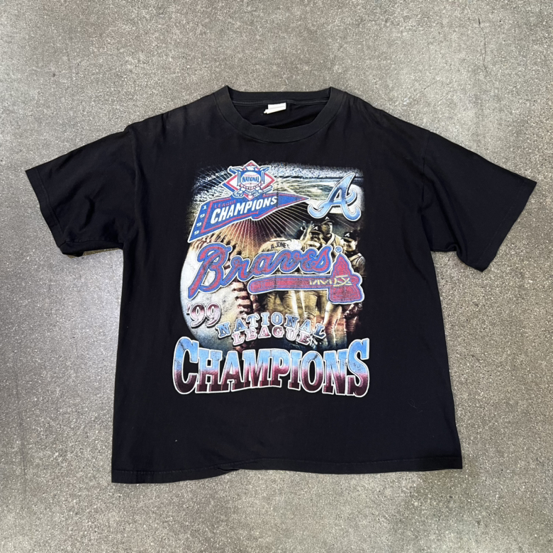SZ XL 99’ Atlanta Braves NL Champions Rap Tee