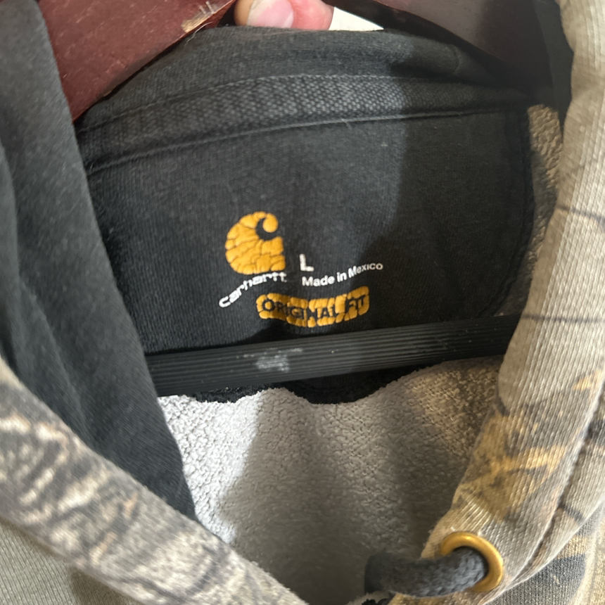 Older RARE Carhartt realtree hoodie Large