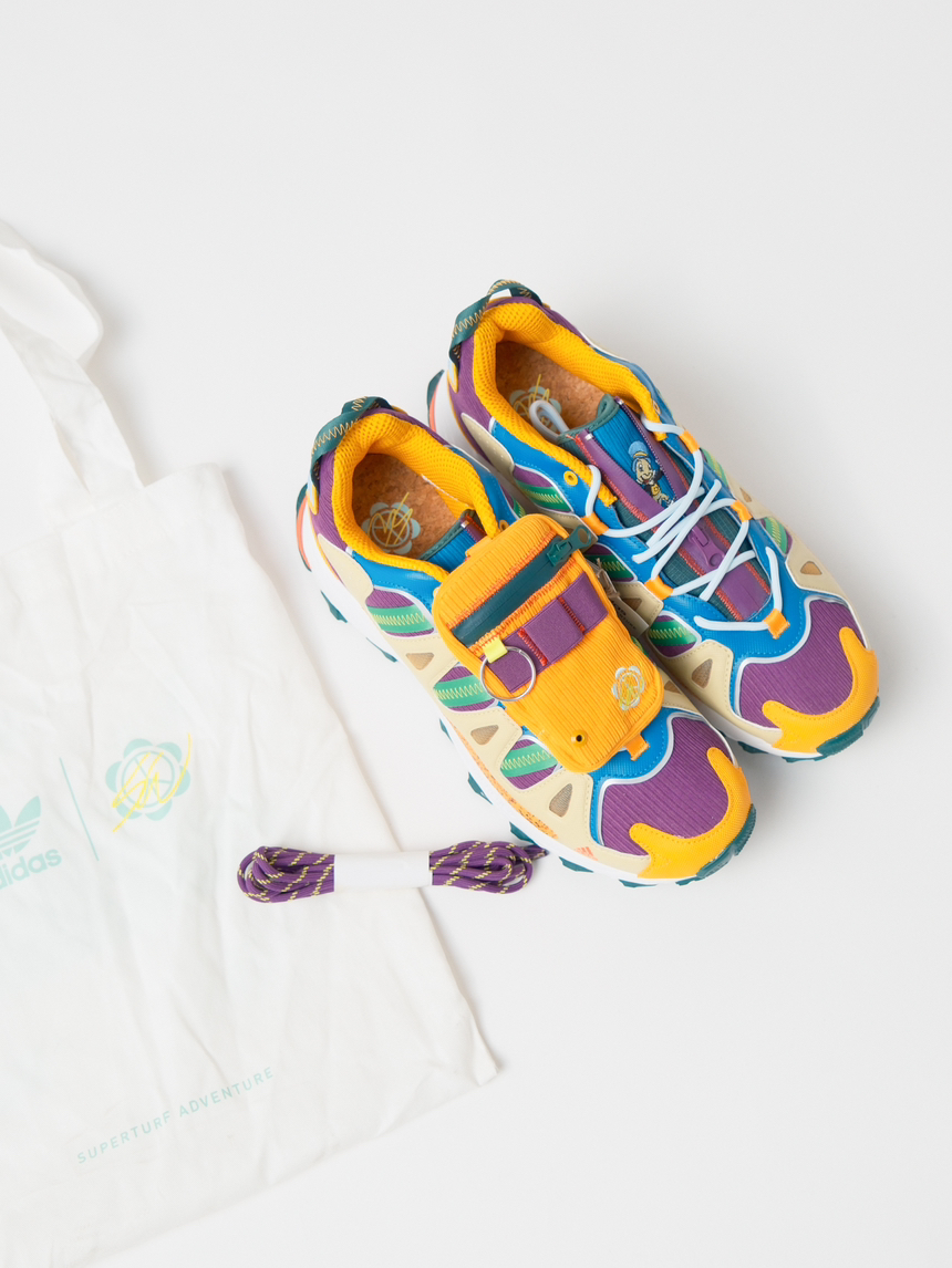 SZ 7 SW x Disney x Adidas Superturf