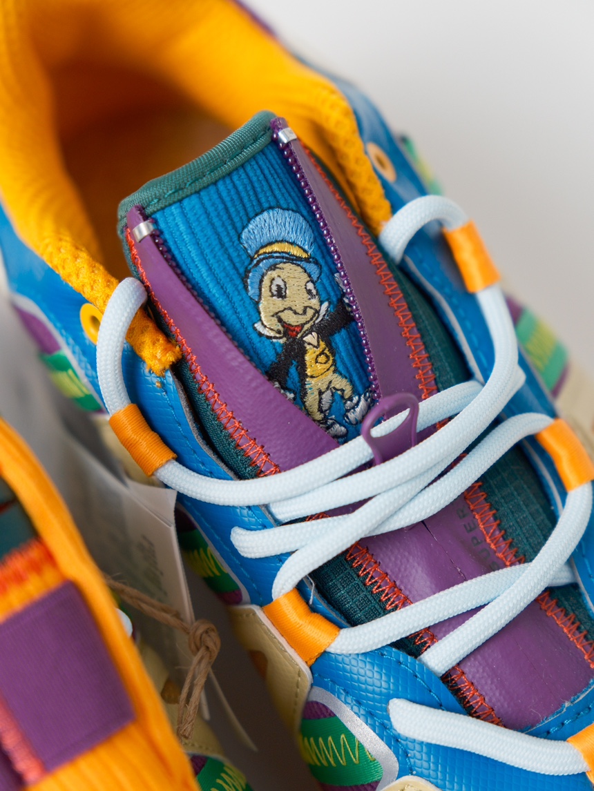 SZ 11.5 SW x Disney x Adidas Superturf