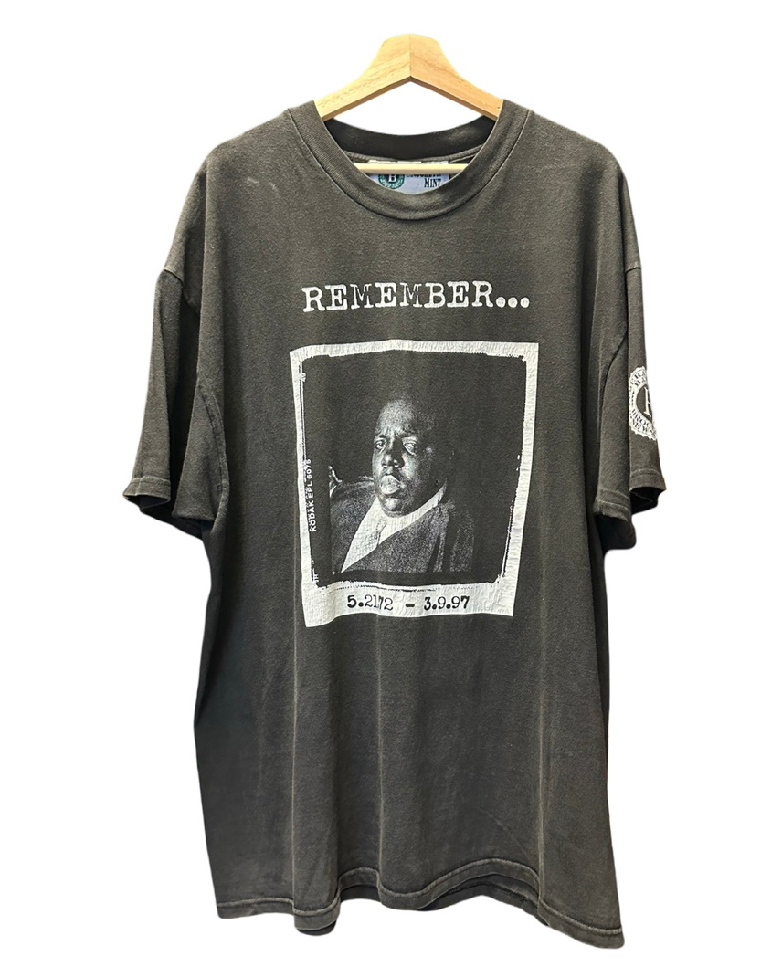 Vintage 1997 Notorious BIG Memorial Biggie Rap Tee