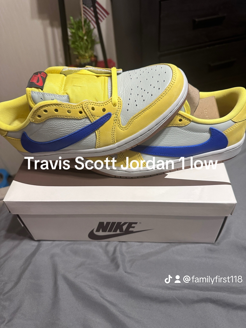 Jordan 1 low Travis Scott