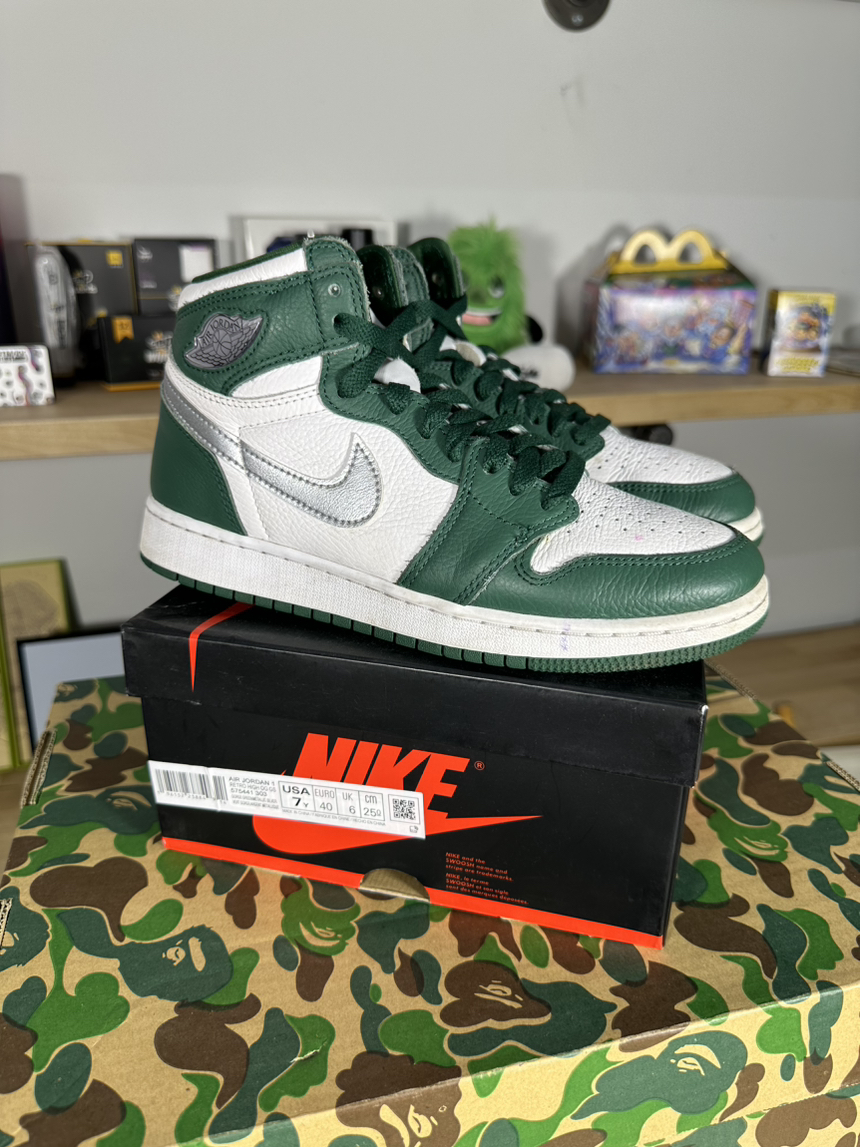 SZ 7Y AJ 1 Gorge Green