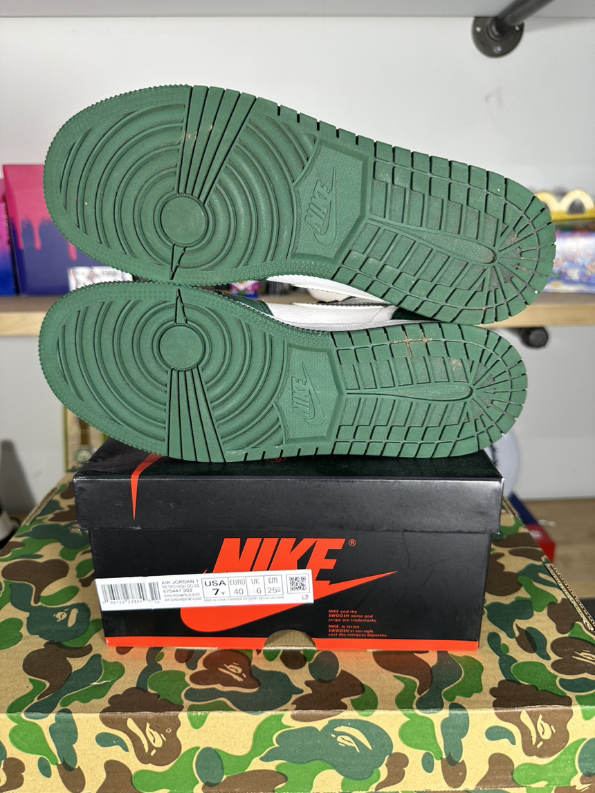 SZ 7Y AJ 1 Gorge Green