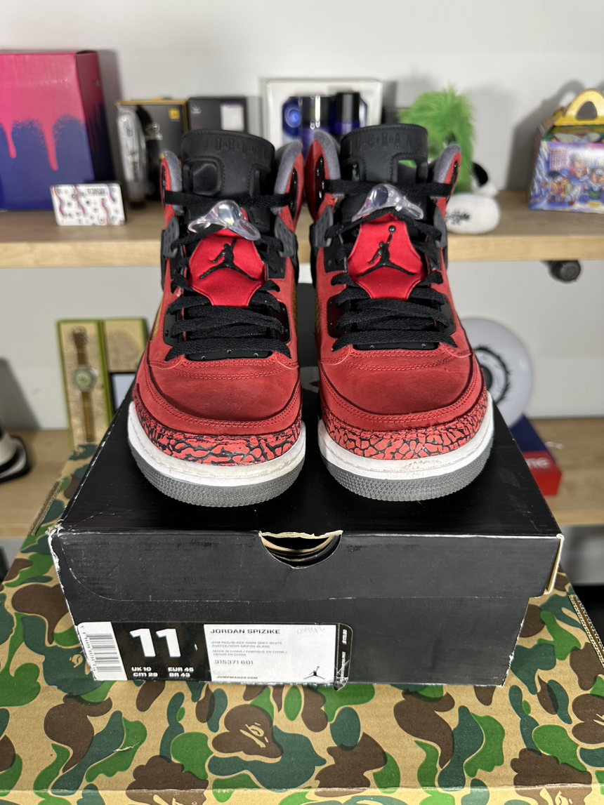 SZ 11 AJ Spizike Toro Bravo