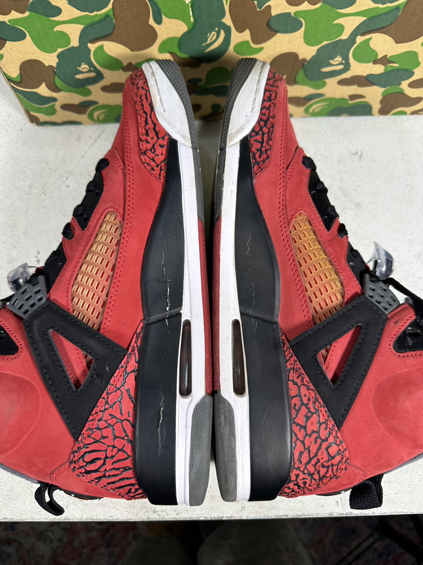 SZ 11 AJ Spizike Toro Bravo