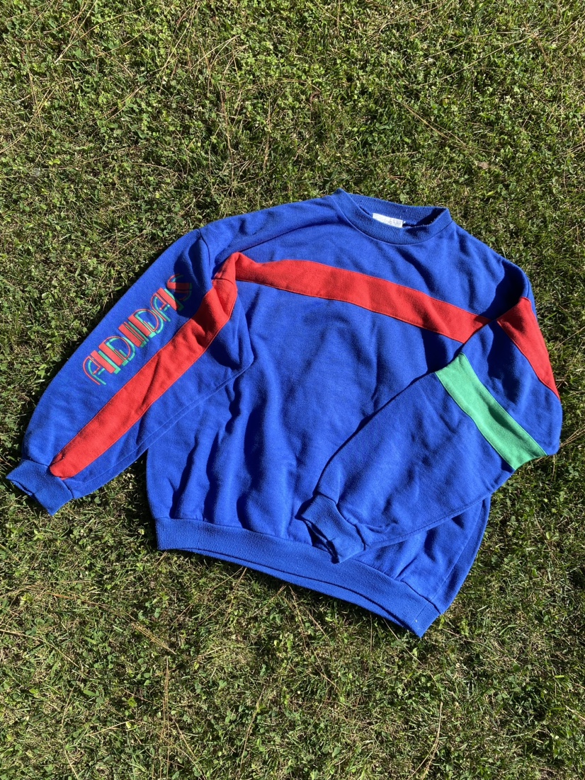 VINTAGE adidas Crewneck