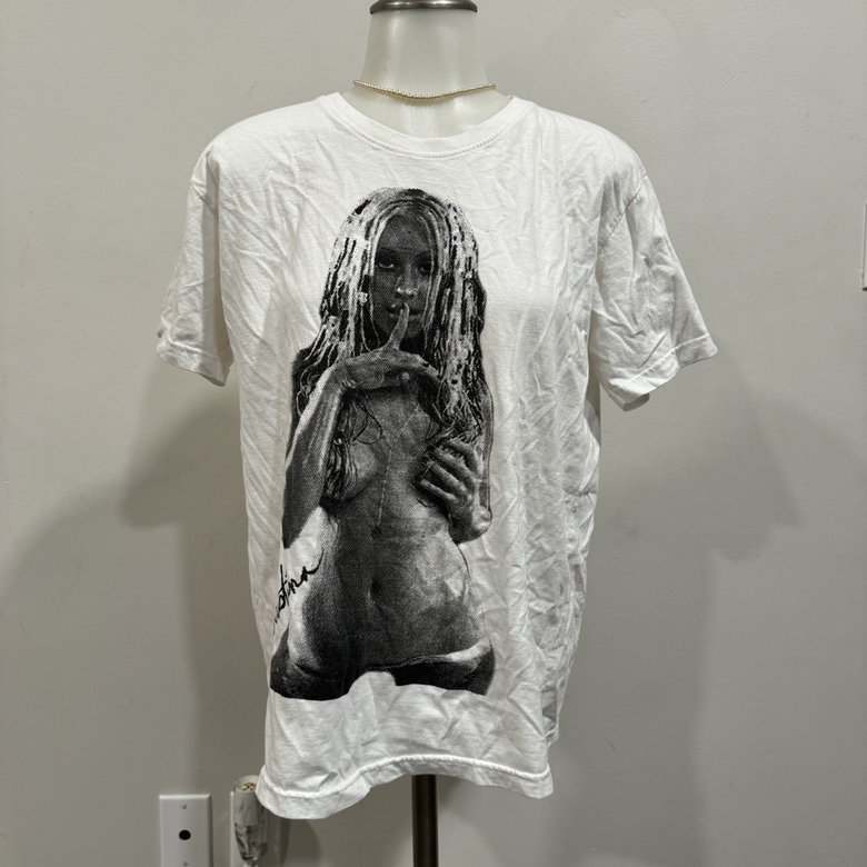 Christina Aguilera Graphic T-Shirt