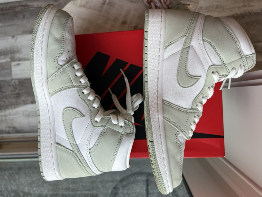 Jordan 1 High Retro Seafoam Size 8.5w 7y Basketball Sneakers