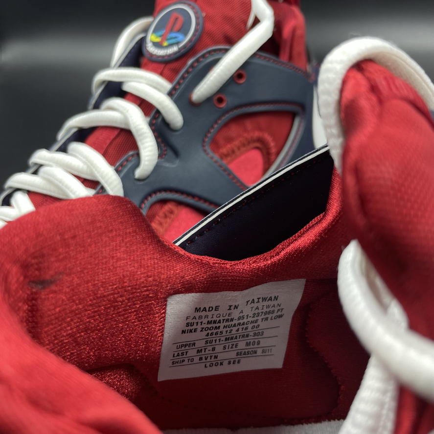 SZ 9 SAMPLE PlayStation Nike Zoom Huarache Trainer Low (2011)