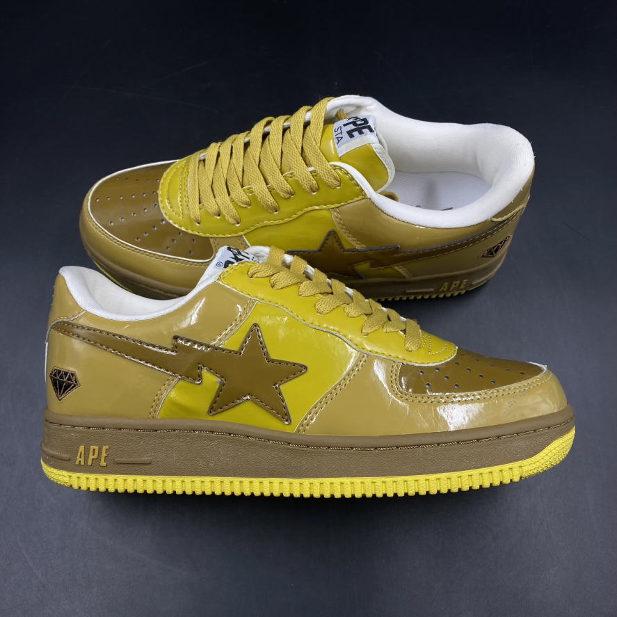 SZ 9.5 Bapesta Gold Member (2006)