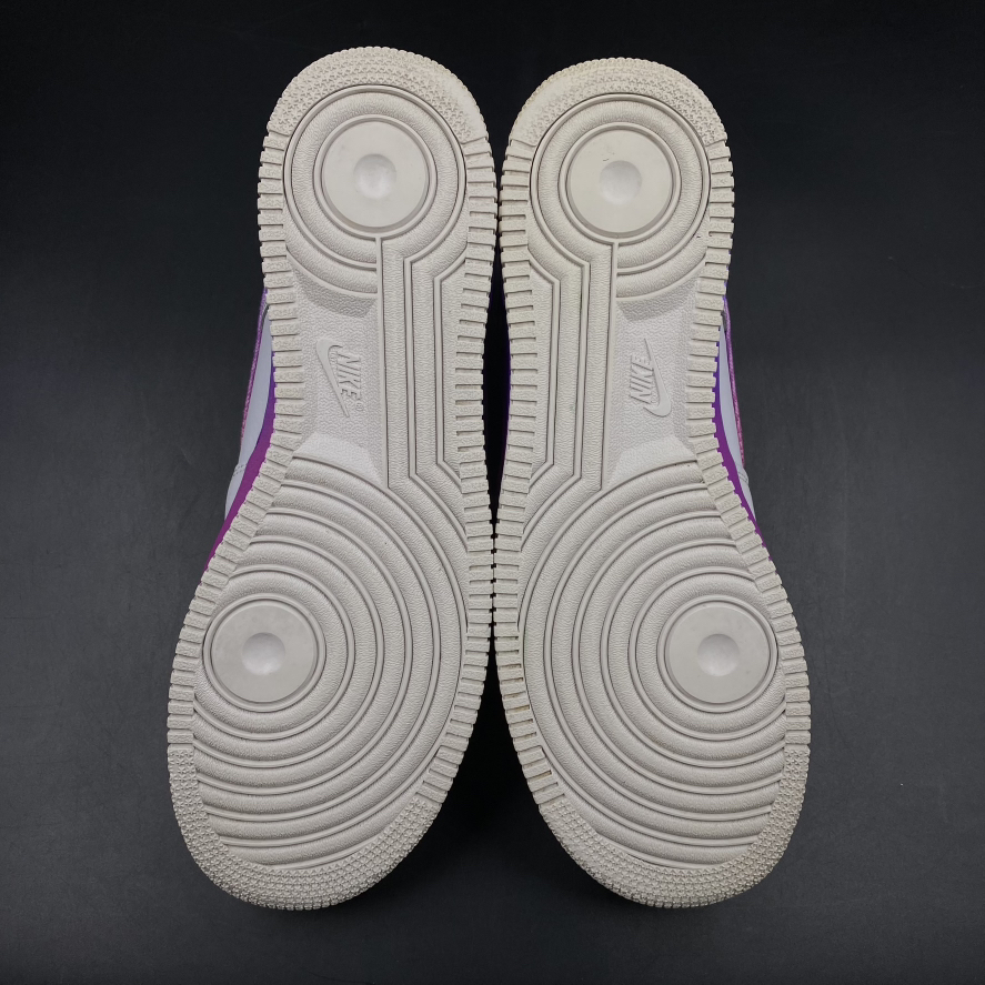 SZ 10.5 Nike Air Force 1 Low Hyper Grape (2019)