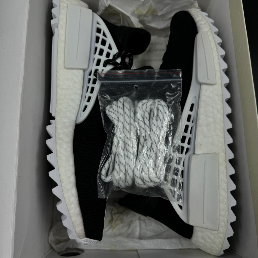 SZ 7.5 Adidas NMD Chanel x Pharrell
