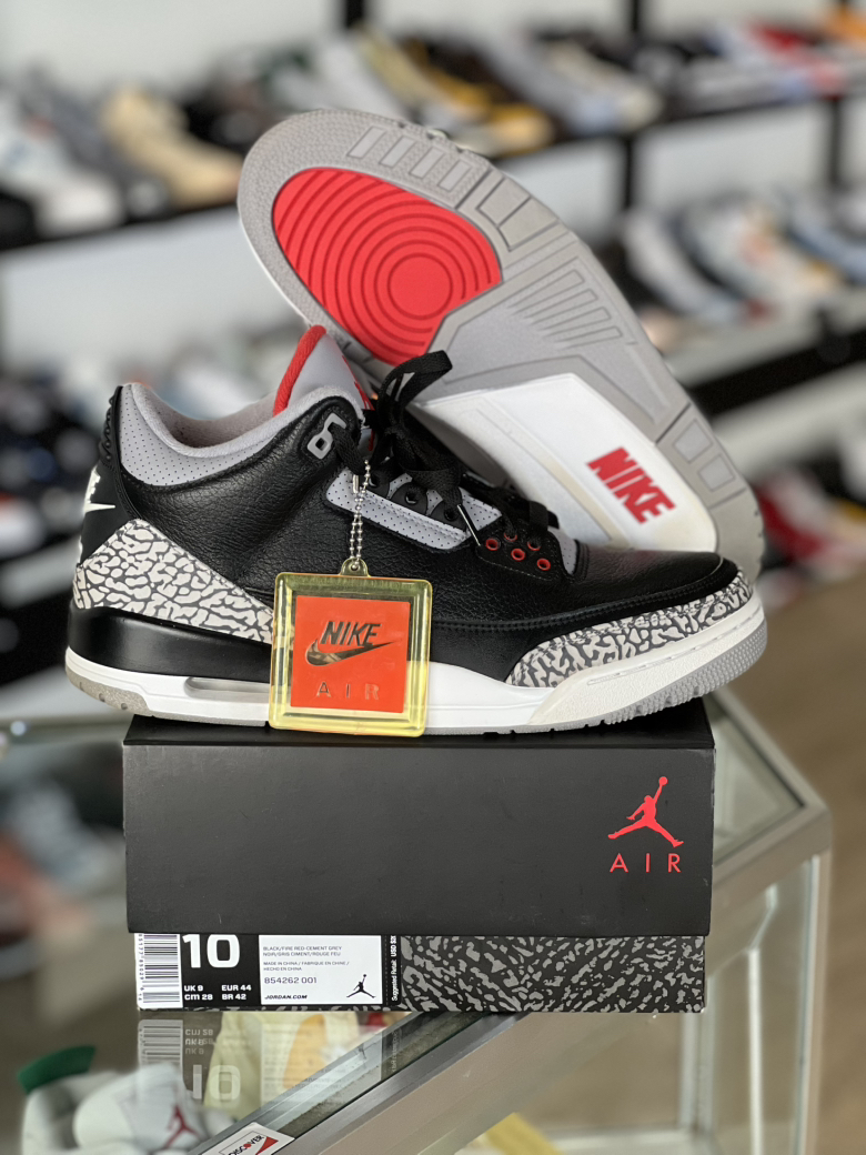 Air Jordan 3 Retro Black Cement 2018 VNDS Size 10
