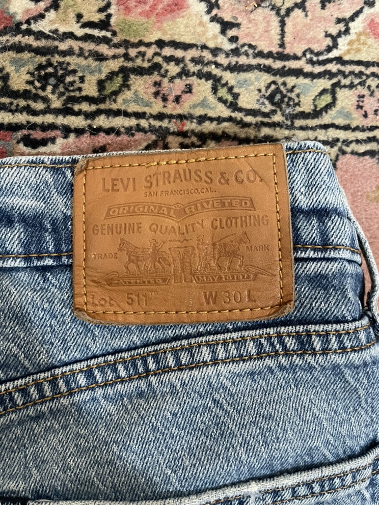 Levi Jorts