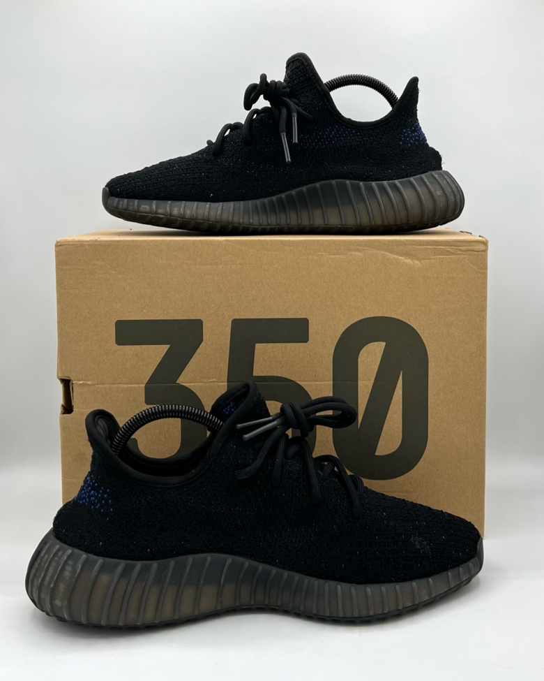 Adidas Yeezy Boost 350 V2 Dazzling Blue Size 8.5 Pre-Owned