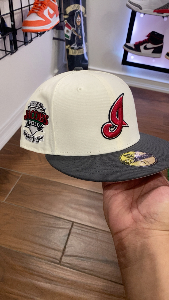 Size 7 1/8 Cleveland Indians