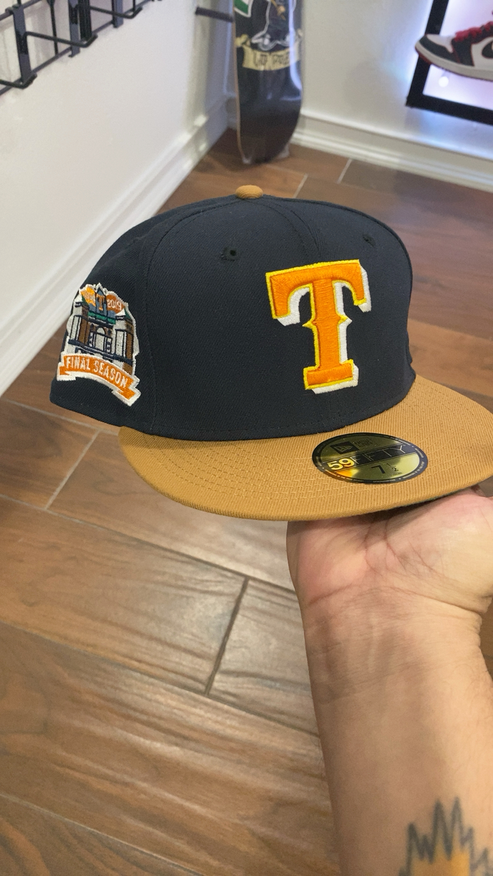 Size 7 1/2 Texas Rangers