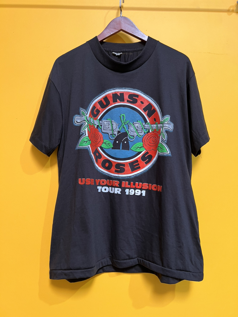 Vintage Guns & Roses Shirt.