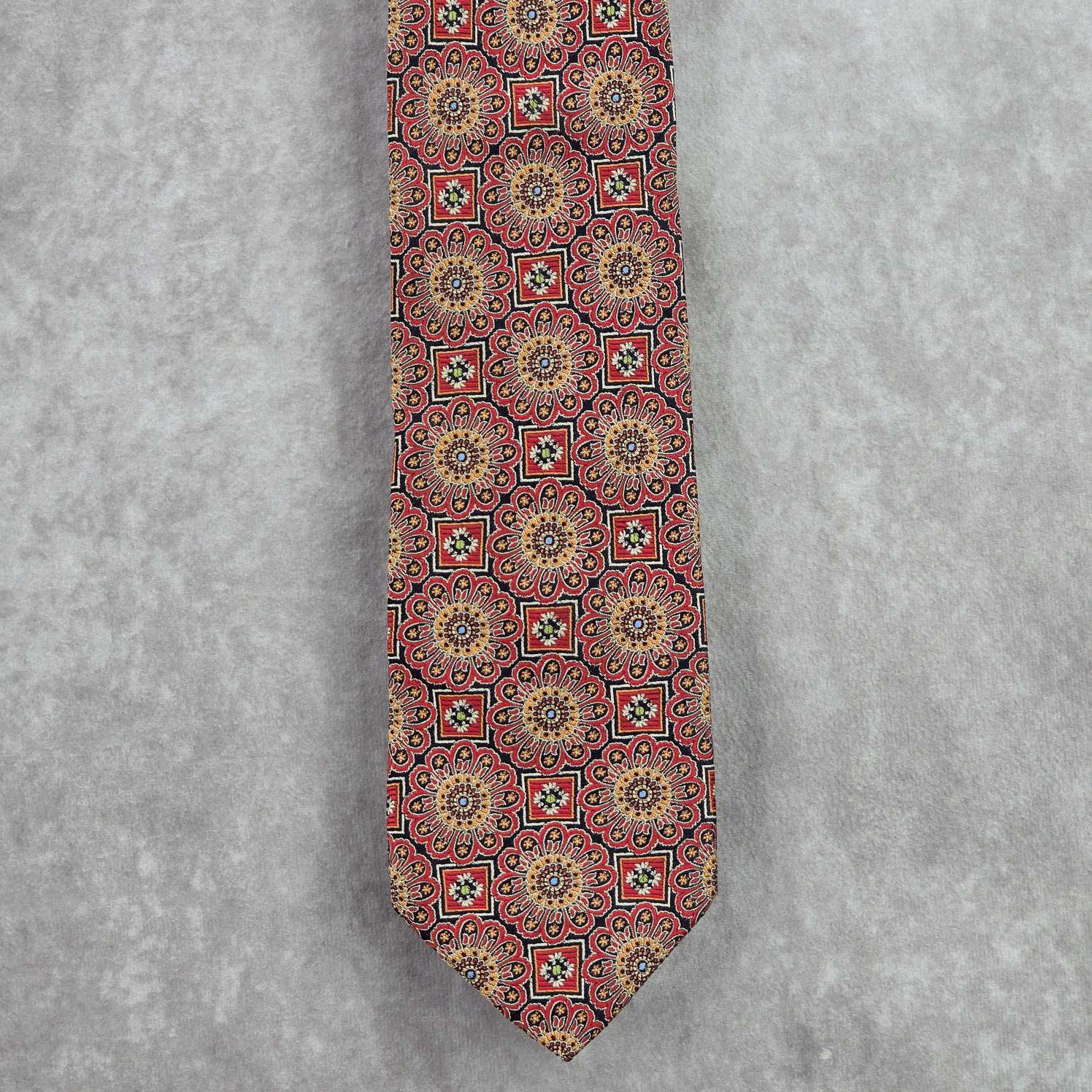 Jos A Bank Red Floral Paisley Silk Italian Neck Tie T12