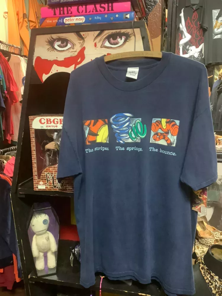 Vintage 90’s  “the Tigger” T