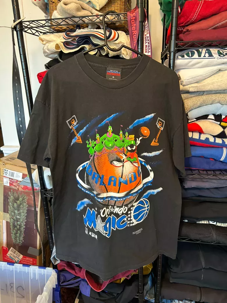 L- Orlando Magic Looney Tunes