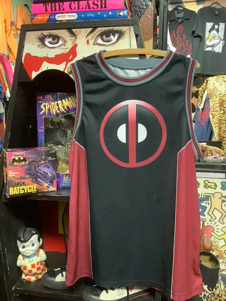 Vintage Y2K DeadPoOL BasketBaLL Jersey