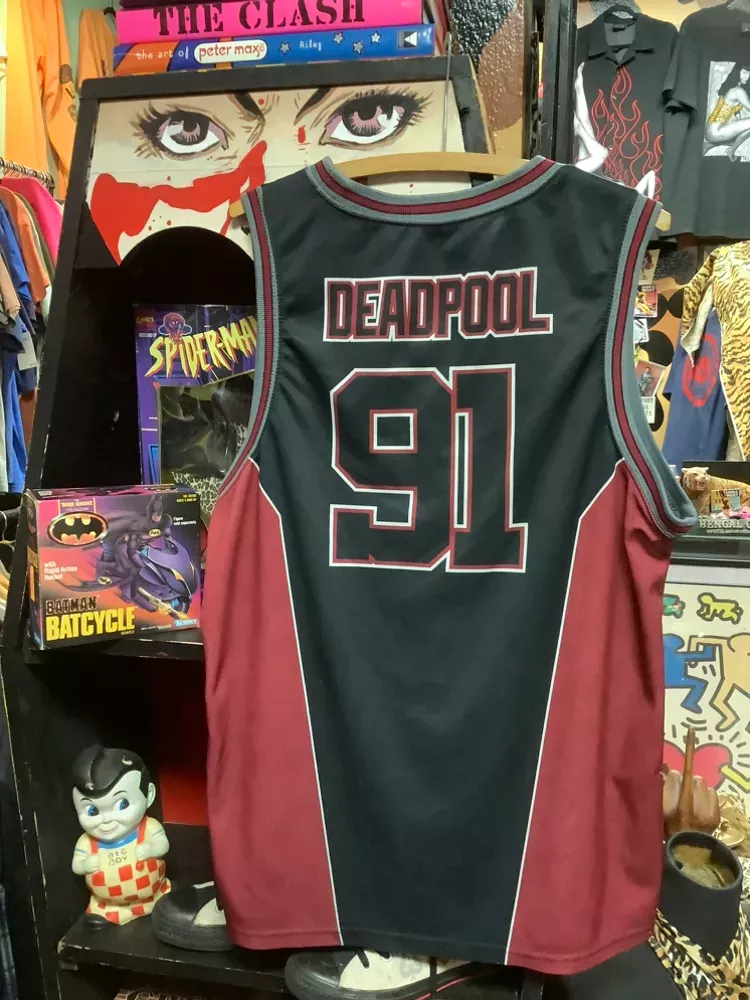 Vintage Y2K DeadPoOL BasketBaLL Jersey