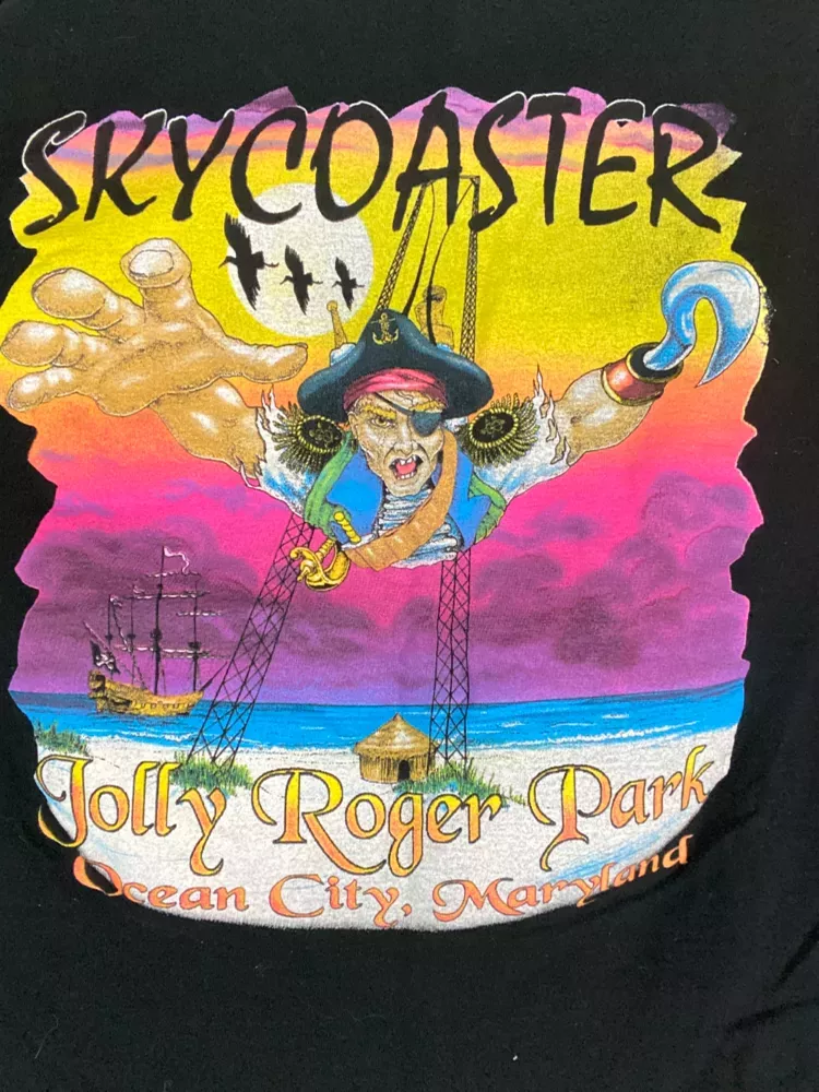 Jolly Roger Park Skycoaster Pirate Amusement Park Rollercoaster  90’s T-Shirt