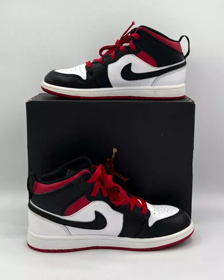 Air Jordan 1 Mid PS Gym Red Black Toe Size 3Y Pre-Owned