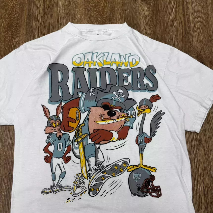 Vintage Looney Tunes Raiders Tee