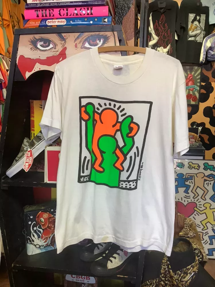 Vintage Keith Haring Baby on ShouLders Art T