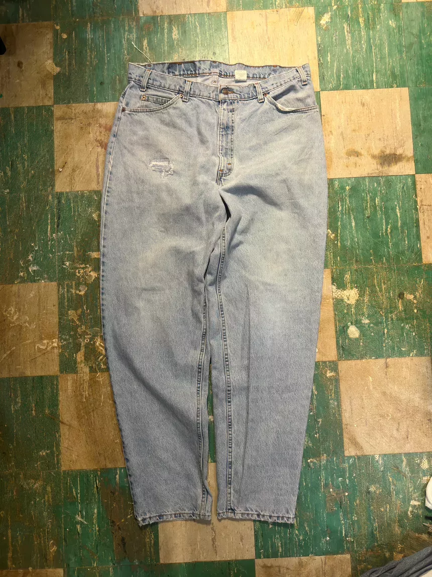 90’s LEVI’S ORANGE TAB 560