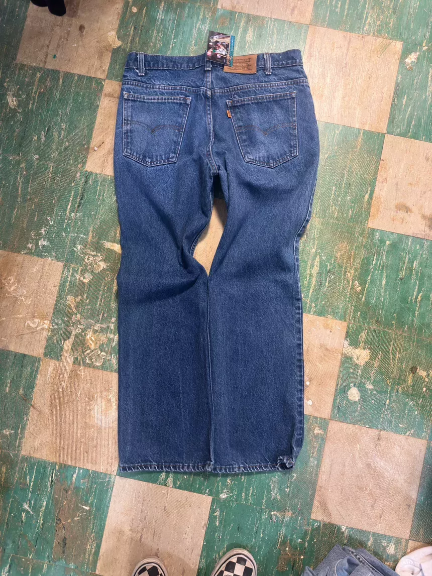 90’s LEVI’S ORANGE TAB 517