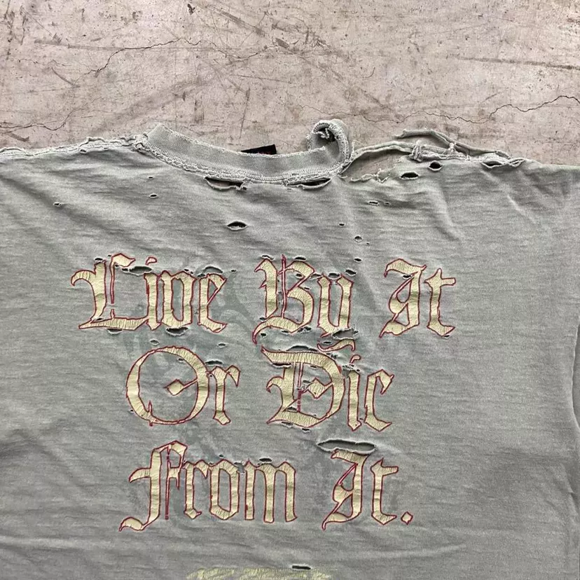 Distress No Fear Tee