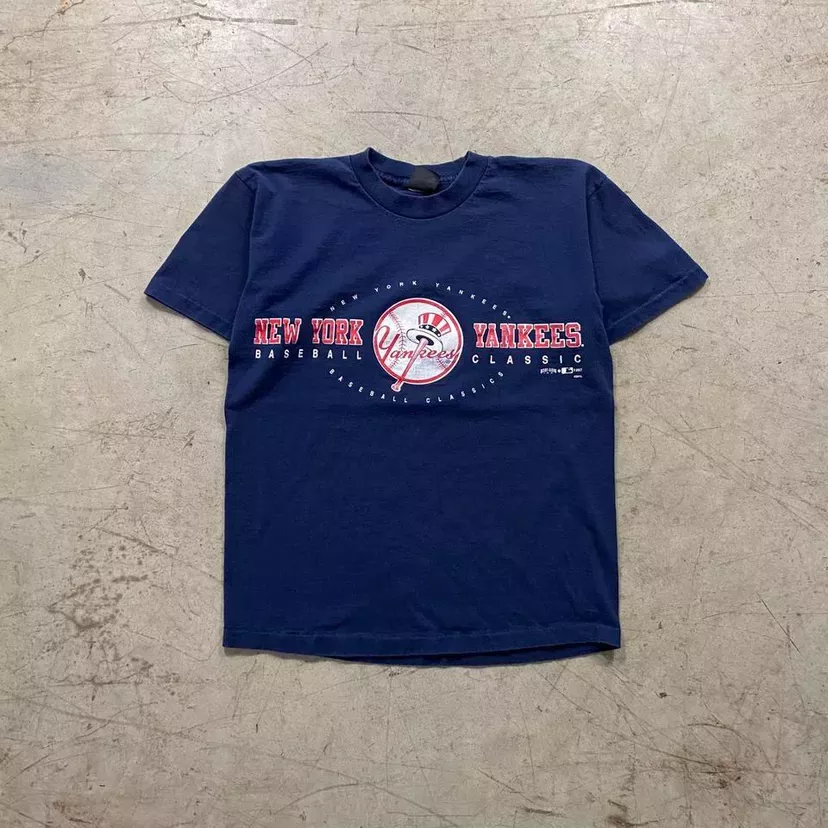 Vintage 90s New York Yankees Tee