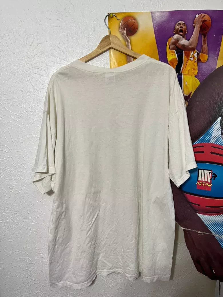 Jesus tee