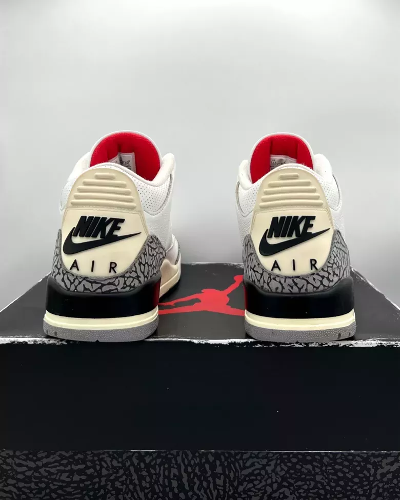 Air Jordan 3 Retro White Cement Reimagined Men’s Size 12.5 Pre-Owned