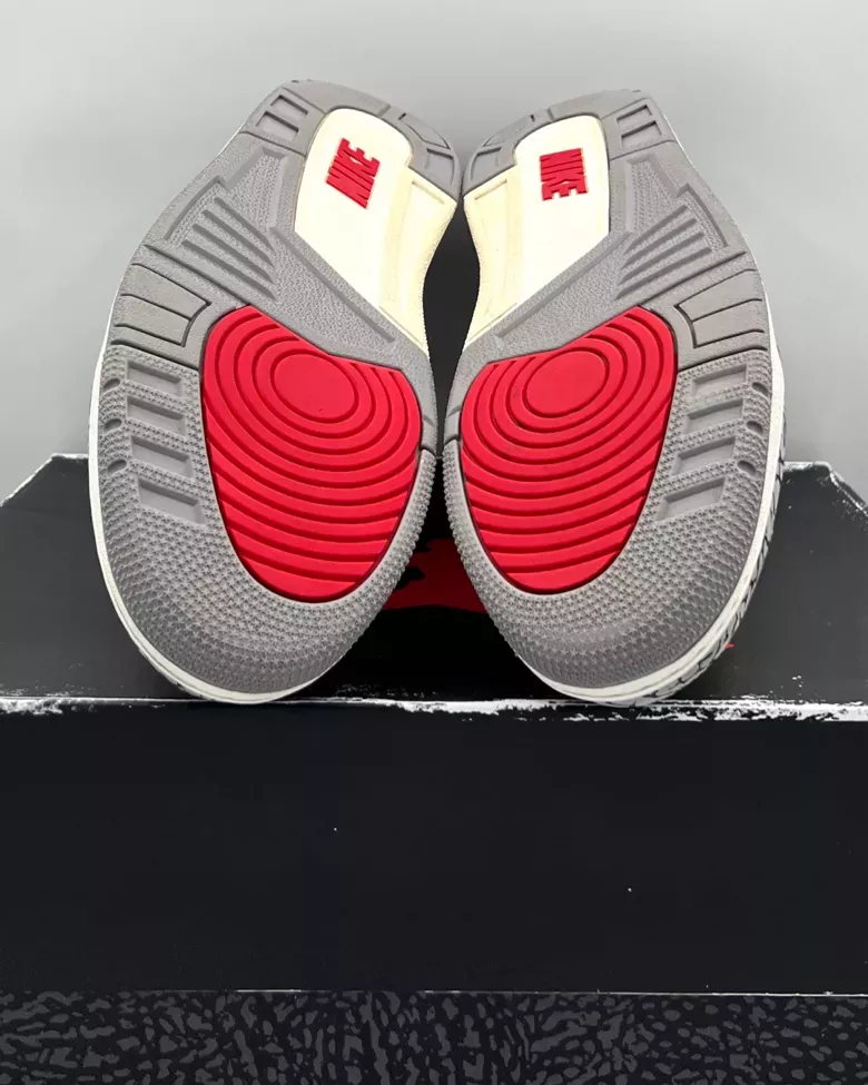 Air Jordan 3 Retro White Cement Reimagined Men’s Size 12.5 Pre-Owned
