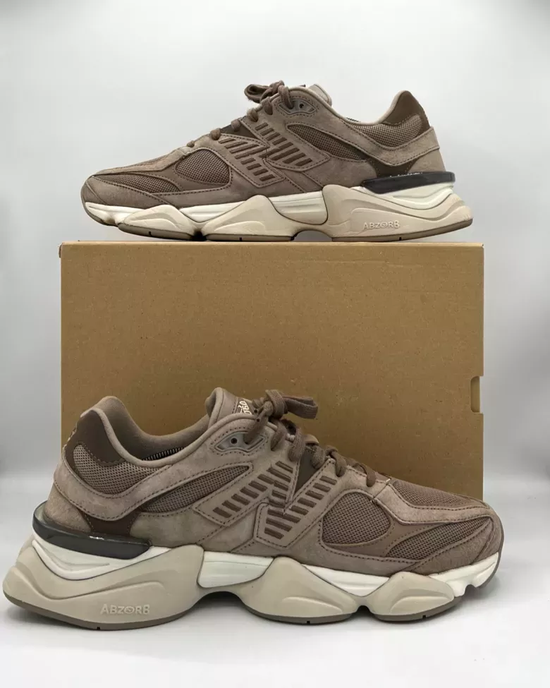 New Balance 9060 Mushroom Brown Men’s Size 13 Pre-Owned