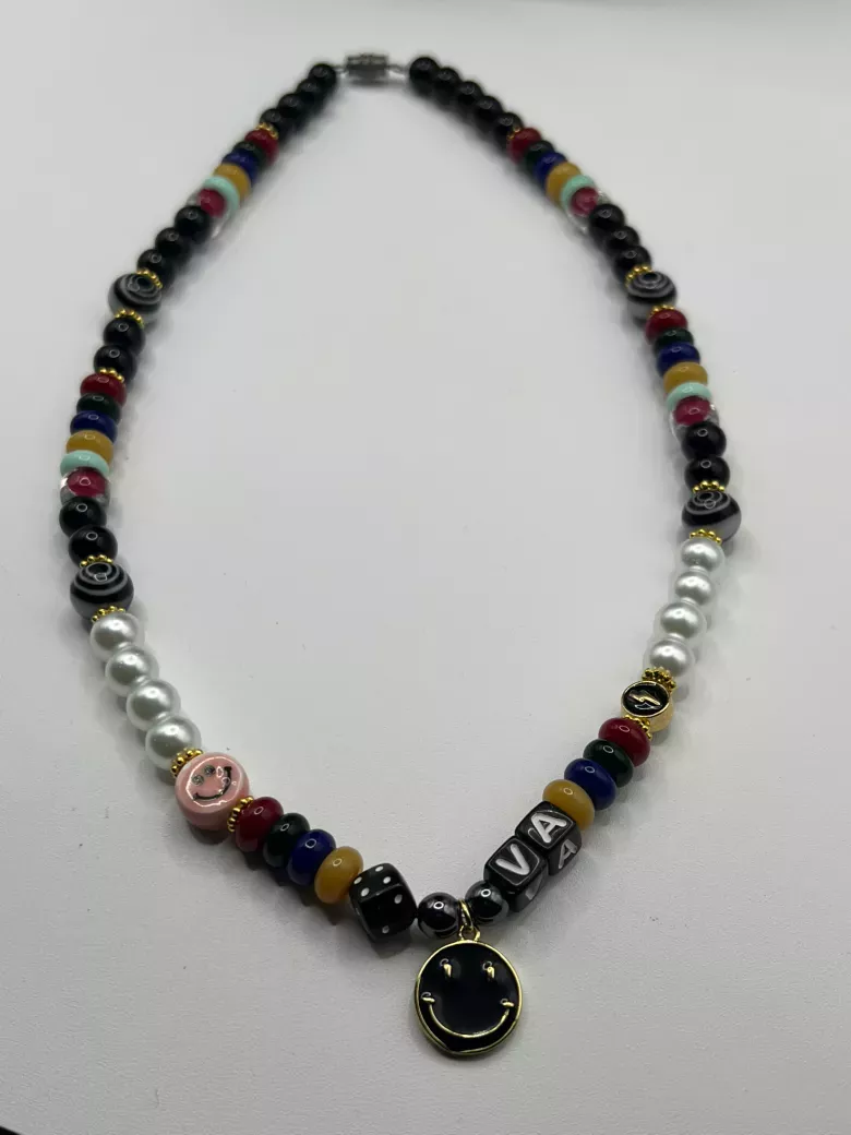 VA 1 R2 Homecoming Beaded Necklace