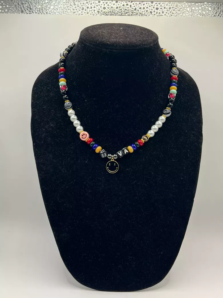 VA 1 R2 Homecoming Beaded Necklace