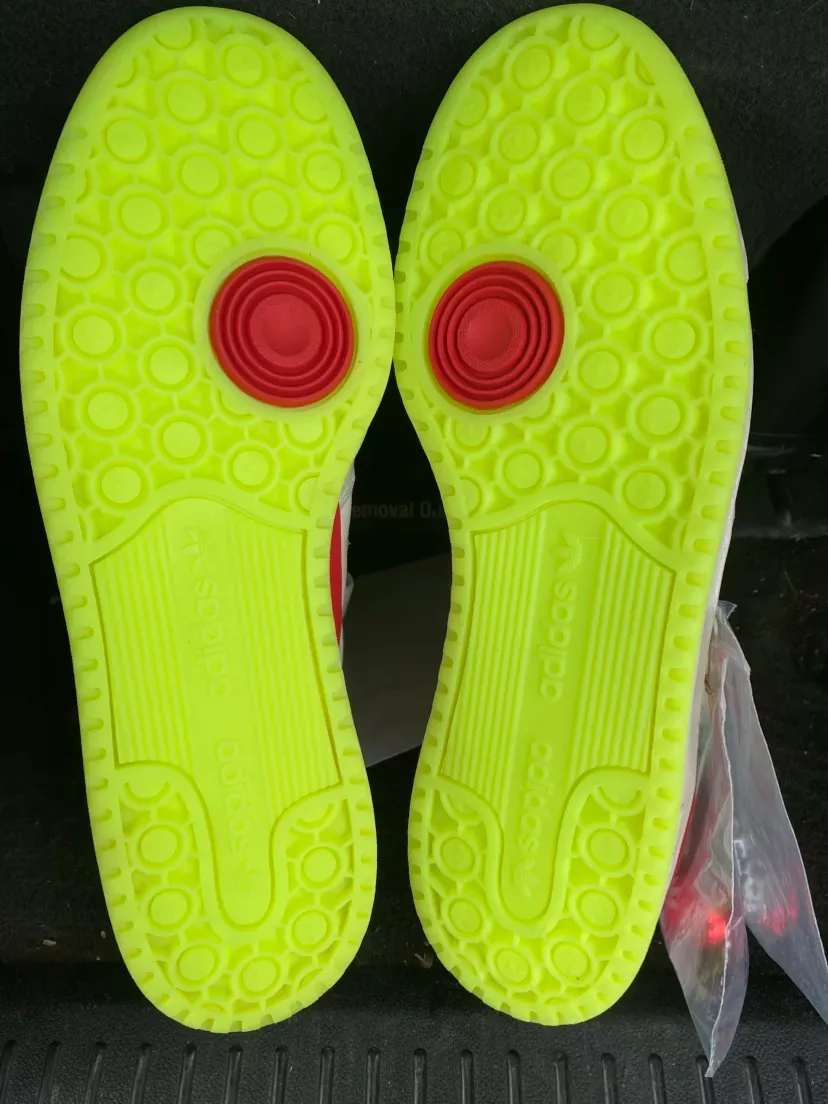 Adidas Forum 84 Low Red Stripe “grinch” size 13m