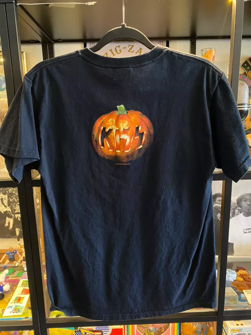 Vintage Halloween KISS Pumpkin Patch Tee